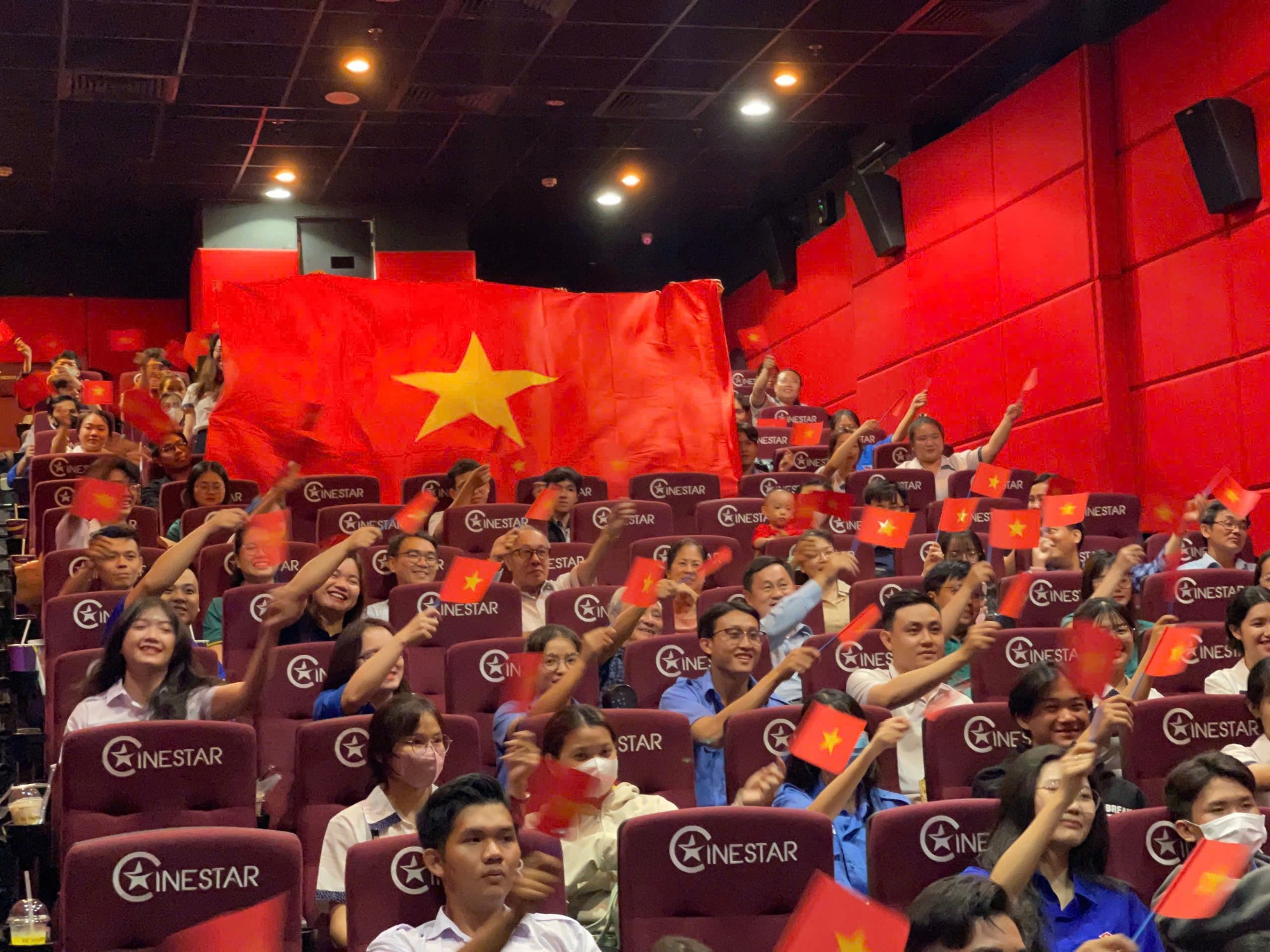 Đoàn Trường tổ chức chương trình “Kể sử qua phim” với tác phẩm điện ảnh "Địa đạo - Mặt trời trong bóng tối"